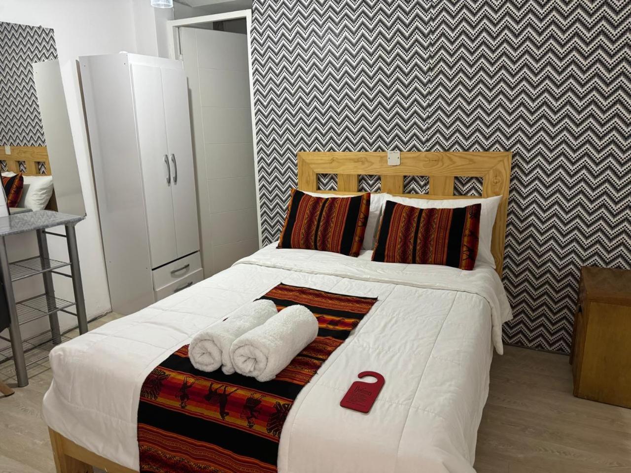 Hotel Plateros *